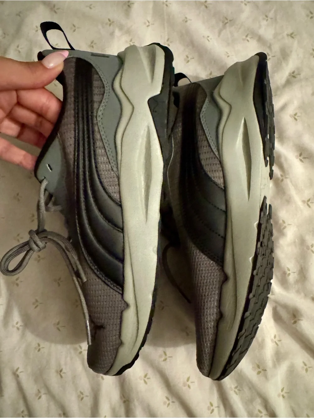 Puma Men’s Gray and Black Mesh Athletic Sneakers with Subtle Accent